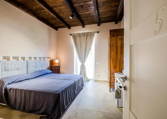 Pensión Residenza Mistral 4*