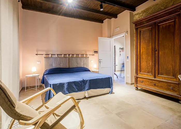 Residenza Mistral Pensión Rende